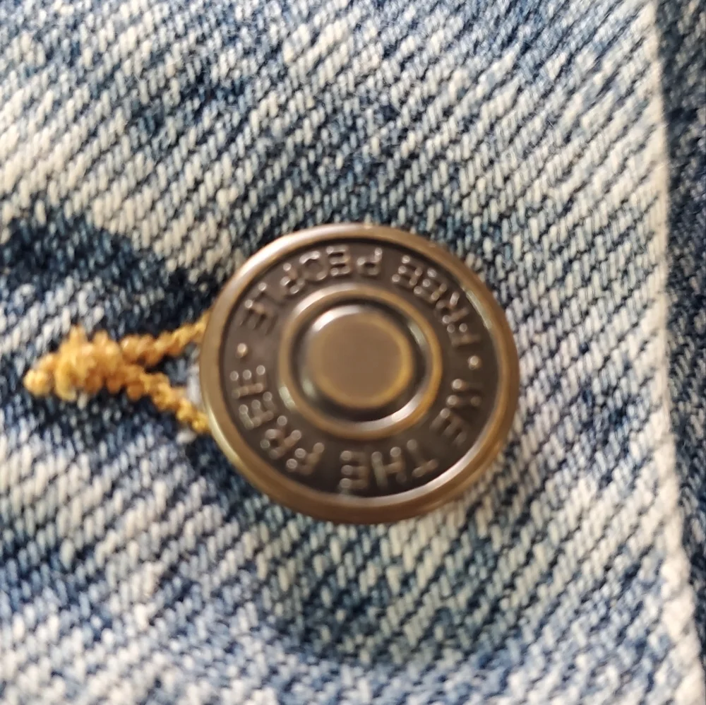 Free People Ollie Femme Denim Trucker Jacket in Aged Stone - Picture 7 of 15
